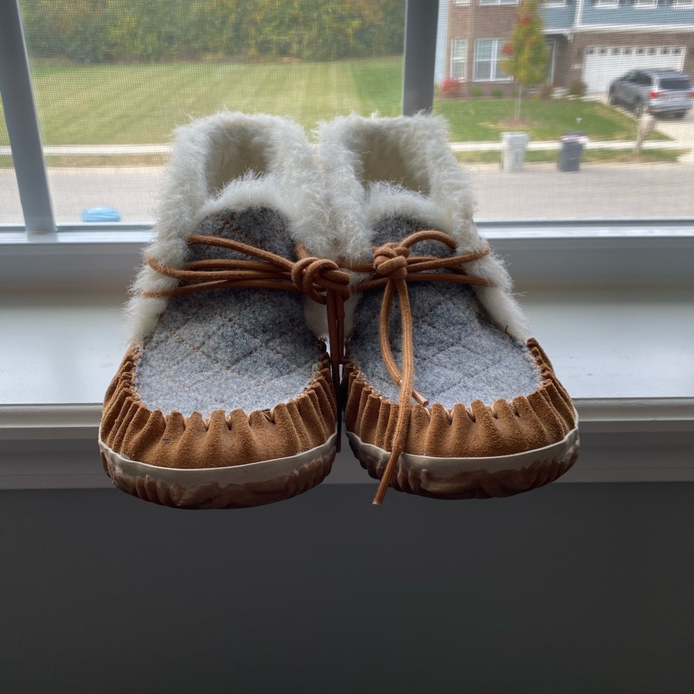Sorel Moccasin/Slippers